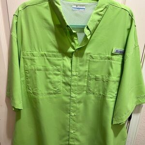 Columbia Men’s Short-Sleeve Button-Down Shirt in Lime Green